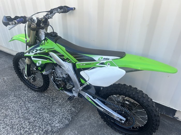 KAWASAKI KX450F MOTOCROSS GREEN