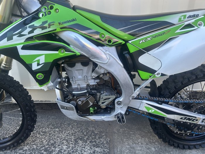 KAWASAKI KX450F MOTOCROSS GREEN