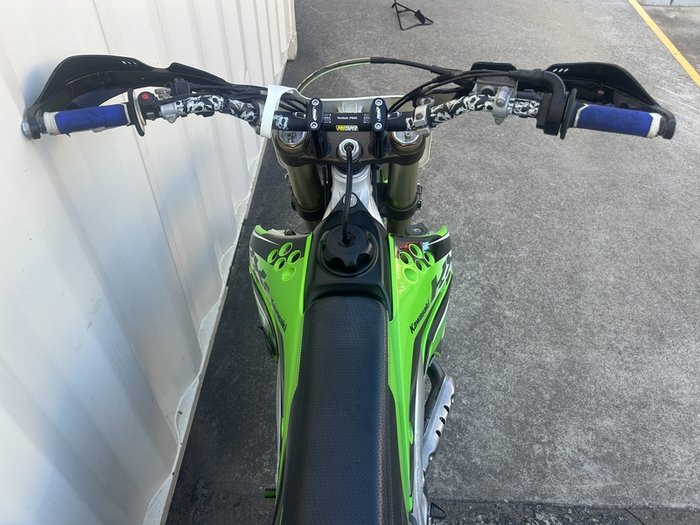 KAWASAKI KX450F MOTOCROSS GREEN