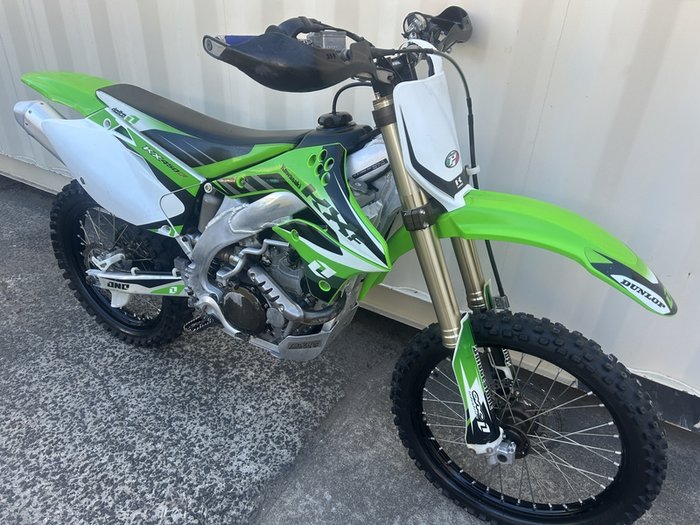 KAWASAKI KX450F MOTOCROSS GREEN