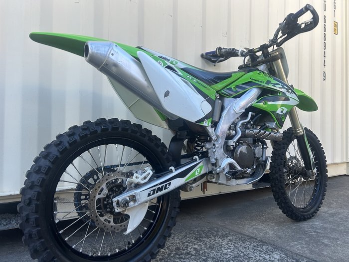 KAWASAKI KX450F MOTOCROSS GREEN