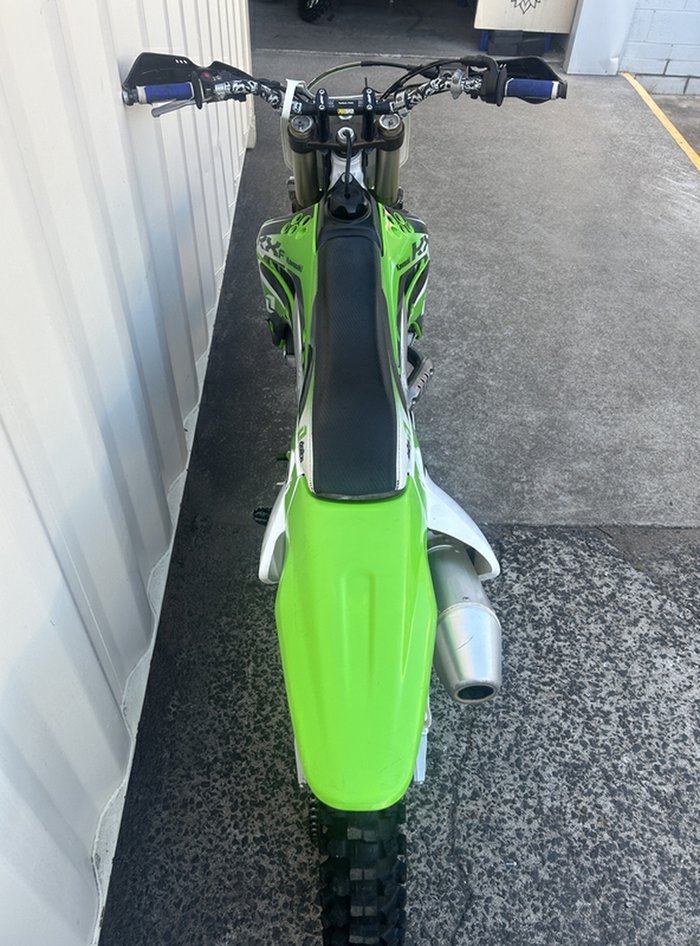 KAWASAKI KX450F MOTOCROSS GREEN