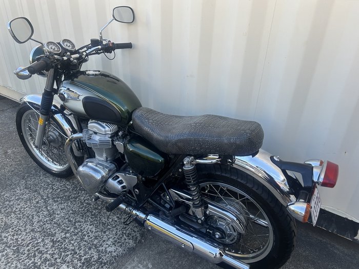 2011 KAWASAKI W800 ROAD GREEN