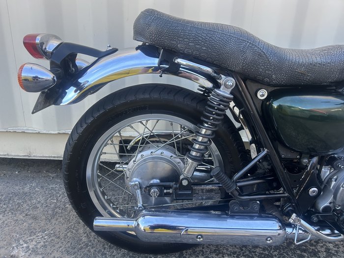 2011 KAWASAKI W800 ROAD GREEN