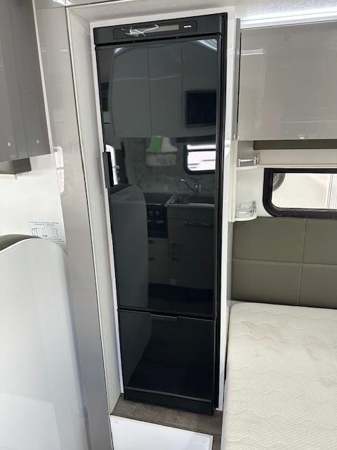 2021 Avida Silverton