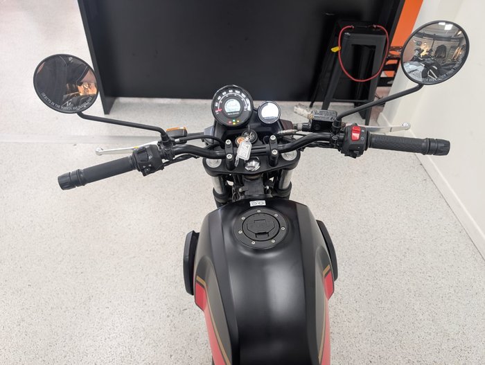 2022 Royal Enfield 2022 Royal Enfield 411CC SCRAM BLAZING BLACK