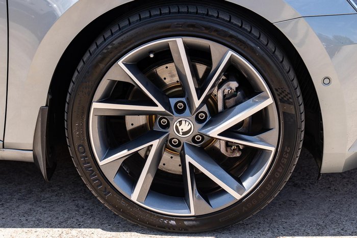 2019 SKODA Superb 206TSI SportLine NP MY19 4X4 Constant Business Grey