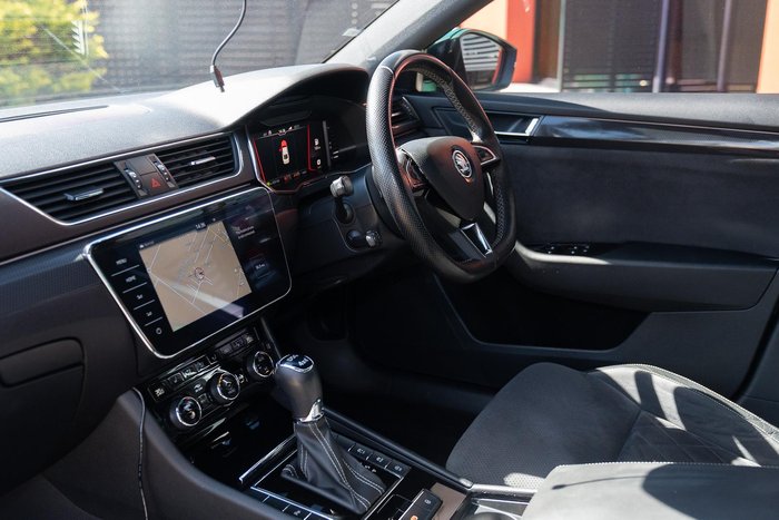 2019 SKODA Superb 206TSI SportLine NP MY19 4X4 Constant Business Grey