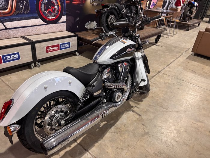 2025 Indian 2025 Indian 1250CC Scout Classic Limited + Tech WHITE