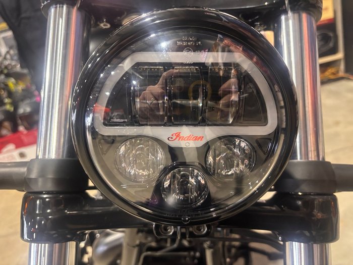 2024 Indian CHIEF DARK HORSE BLACK