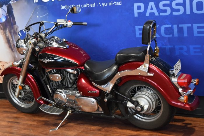 2006 Suzuki VL800 (BOULEVARD C50) Red