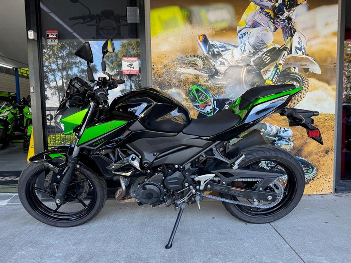 2022 Kawasaki Z400 Z 400 Green