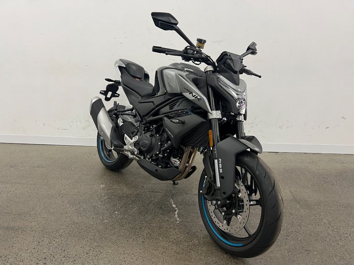 2024 CFMOTO 450 NK NEBULA BLACK