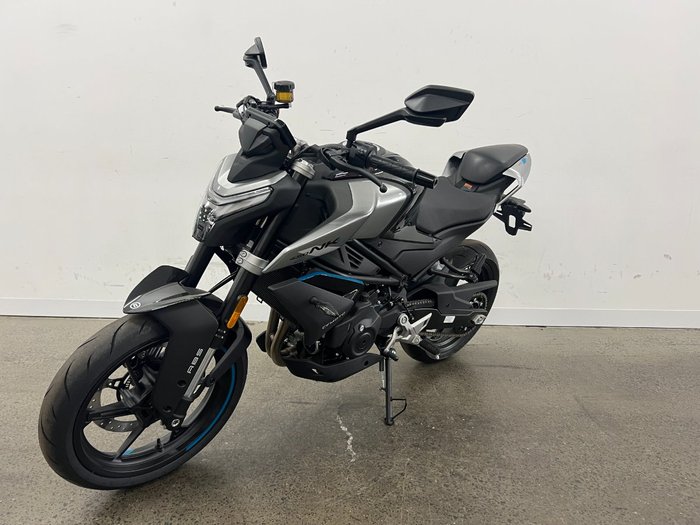 2024 CFMOTO 450 NK NEBULA BLACK