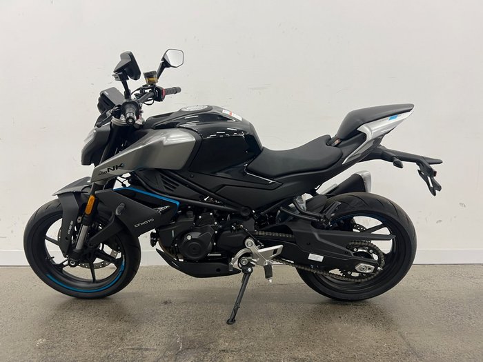 2024 CFMOTO 450 NK NEBULA BLACK