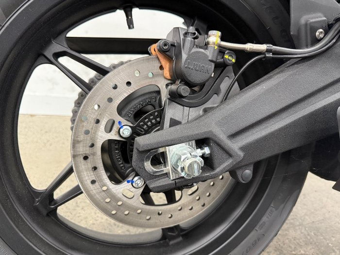 2023 CFMOTO 650MT ABS NEBULA WHITE