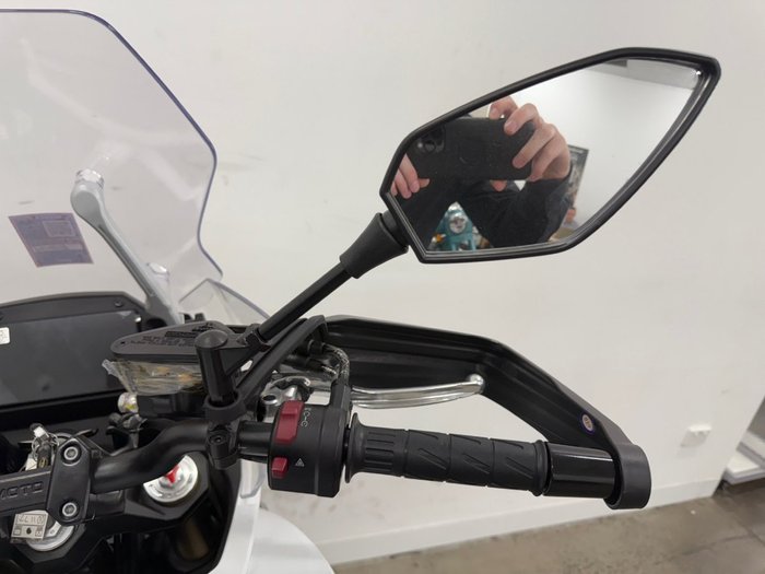 2023 CFMOTO 650MT ABS NEBULA WHITE