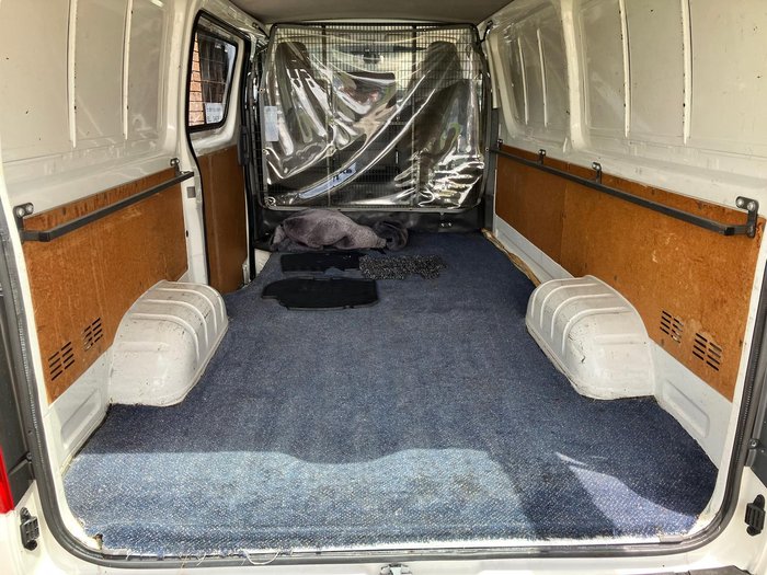 2010 Toyota Hiace TRH201R MY10 French Vanilla