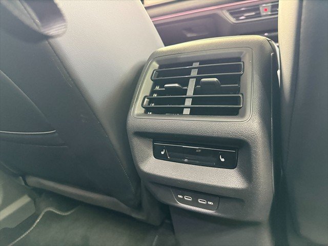 2025 Volkswagen TAYRON R-LINE