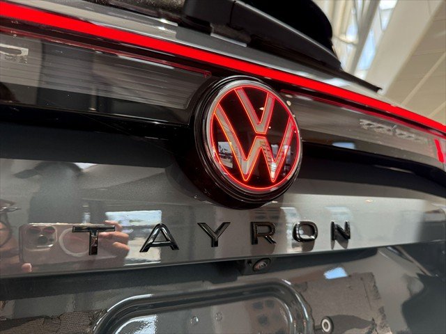 2025 Volkswagen TAYRON R-LINE