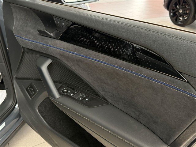 2025 Volkswagen TAYRON R-LINE