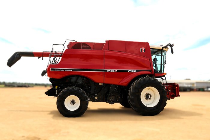 2019 CASE IH 7150 Combine Harvester (Class Vii)