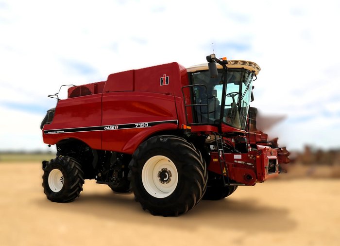 2019 CASE IH 7150 Combine Harvester (Class Vii) 
