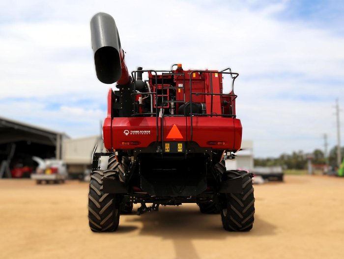 2019 CASE IH 7150 Combine Harvester (Class Vii) 