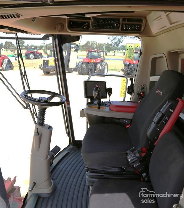 2019 CASE IH Case Ih 7150 Combine & Macdon D140 Rigid 40Ft Front