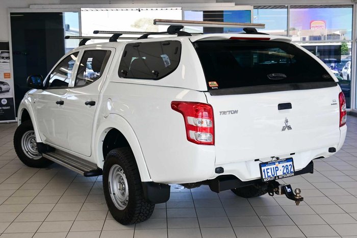 2015 Mitsubishi Triton GLX