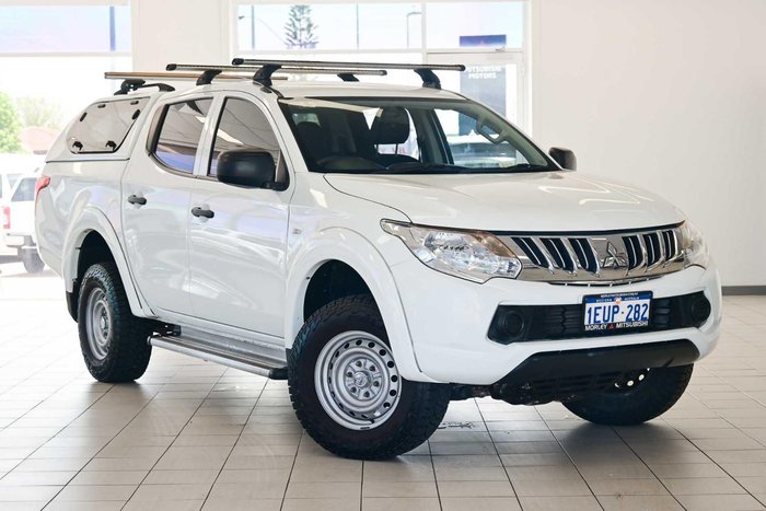 2015 Mitsubishi Triton GLX