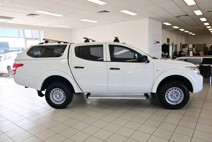 2015 Mitsubishi Triton GLX