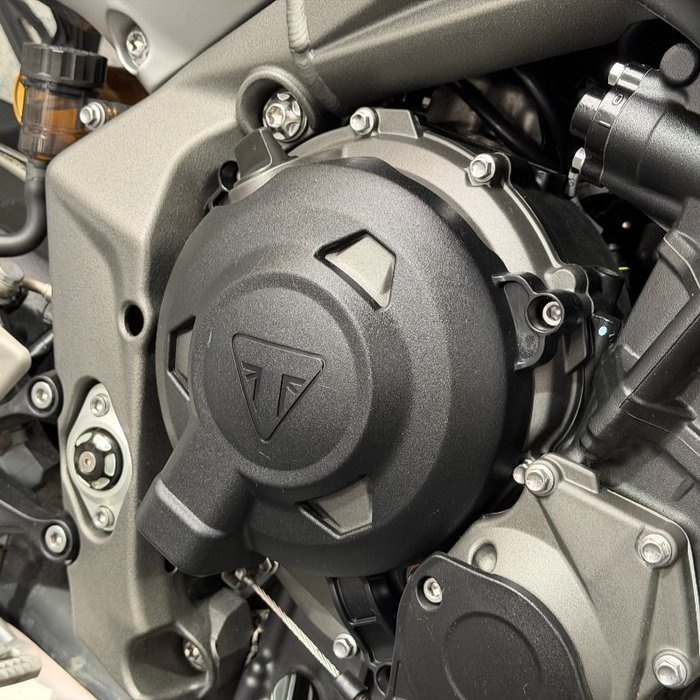 2021 Triumph 2021 TRIUMPH 675CC DAYTONA 675 SPORTS GREY/RED