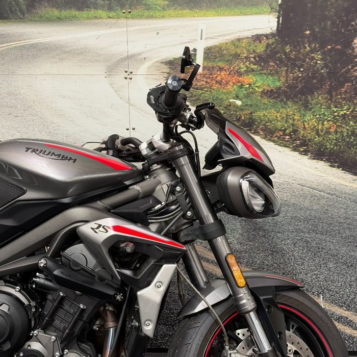 2021 Triumph 2021 TRIUMPH 675CC DAYTONA 675 SPORTS GREY/RED