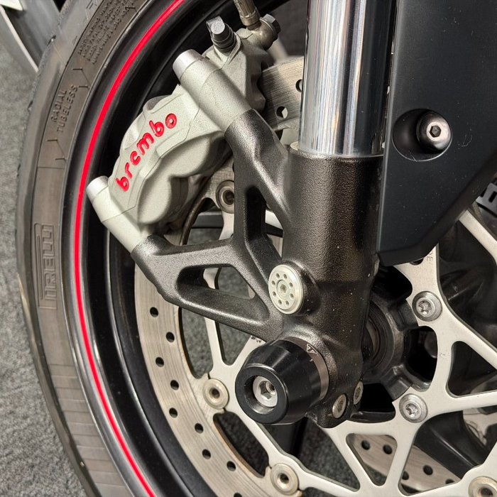 2021 Triumph 2021 TRIUMPH 675CC DAYTONA 675 SPORTS GREY/RED