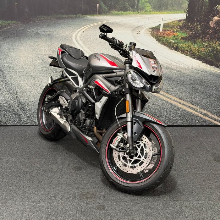 2021 Triumph 2021 TRIUMPH 675CC DAYTONA 675 SPORTS GREY/RED