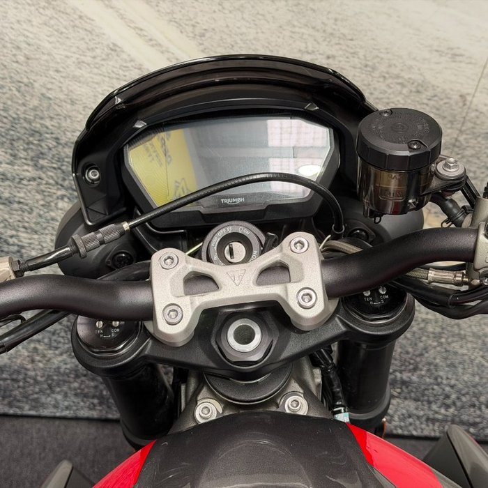 2021 Triumph 2021 TRIUMPH 675CC DAYTONA 675 SPORTS GREY/RED