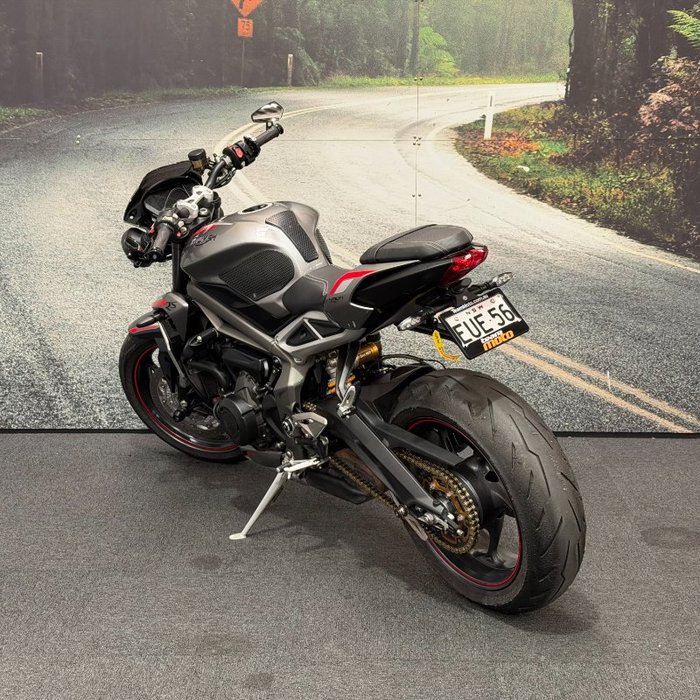 2021 Triumph 2021 TRIUMPH 675CC DAYTONA 675 SPORTS GREY/RED