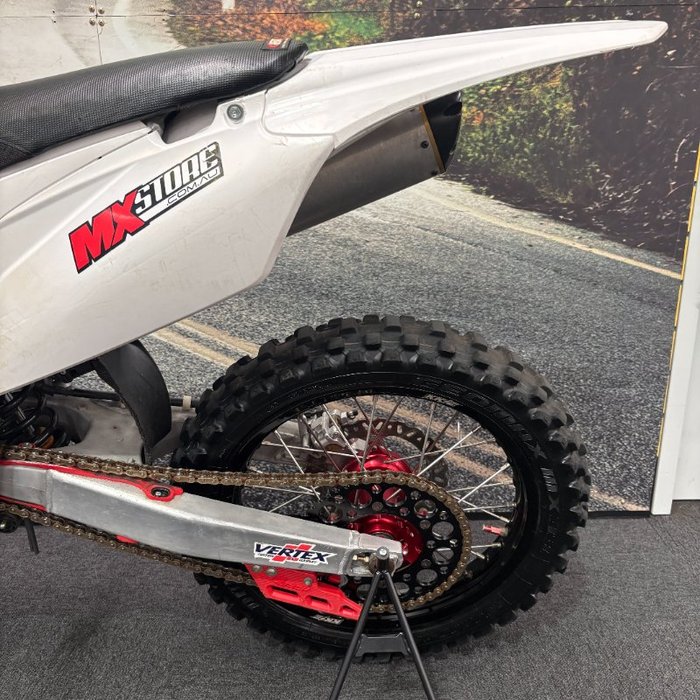 2011 Honda CRF450R Red