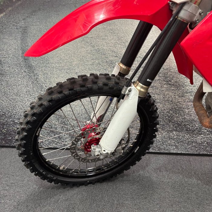 2011 Honda CRF450R Red