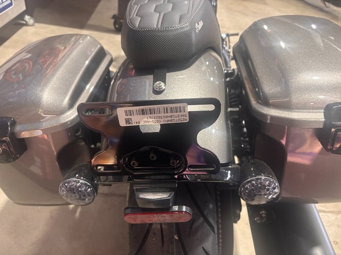 2025 Indian SPORT CHIEF RT BLACK