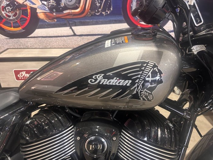 2025 Indian SPORT CHIEF RT BLACK