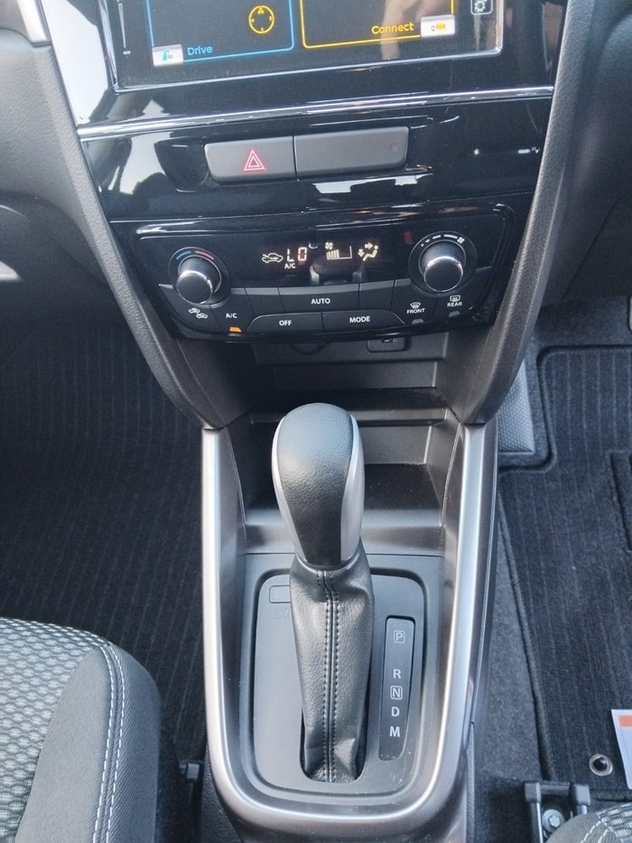 2023 Suzuki Vitara (No Badge)