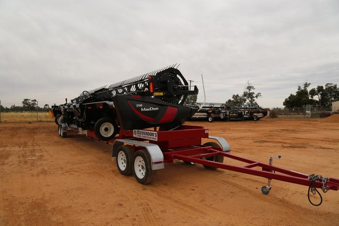 2015 New Holland Cr9.90 & Macdon D140 Rigid Draper Header 40Ft 