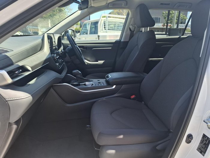 2025 Toyota Kluger GX