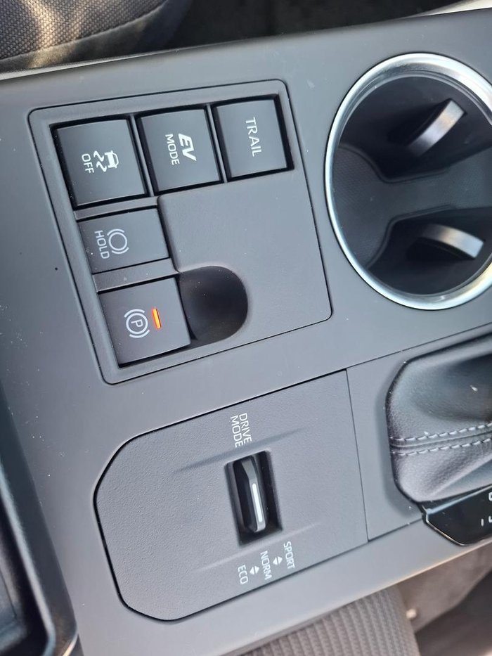 2025 Toyota Kluger GX