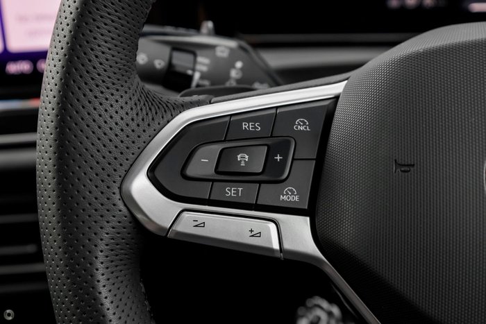 2025 Volkswagen Tiguan 195TSI R-Line CT MY25 Four Wheel Drive Pure White