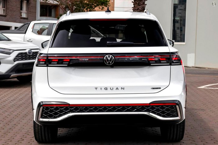 2025 Volkswagen Tiguan 195TSI R-Line CT MY25 Four Wheel Drive Pure White