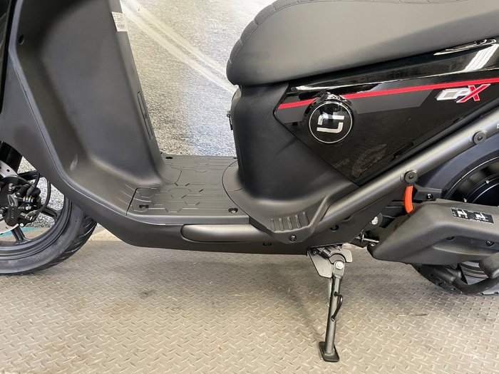 2023 Super Soco CPX DELIVERY Black