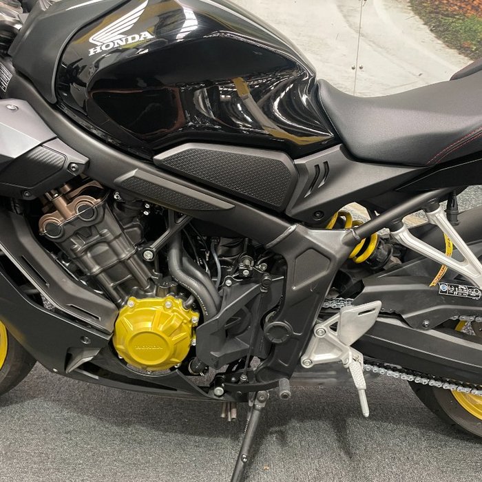 2021 Honda 2021 HONDA 650CC CBR650R SPORTS Black